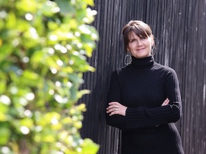 Karen Holdom